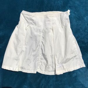 vintage Nike white pleated skirt (M)